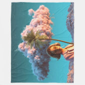Surreal Woman with Palm Tree フリースブランケット (正面)