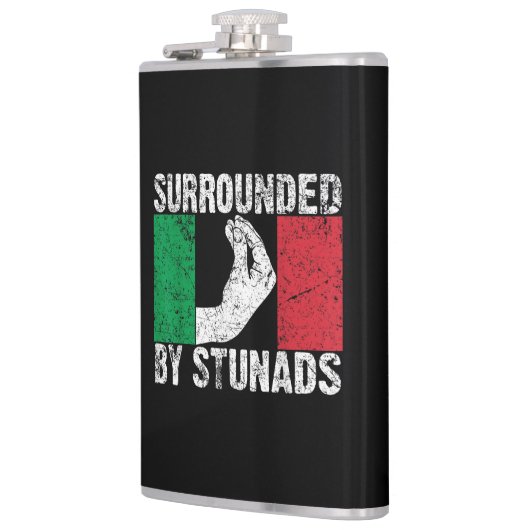 Surrounded by Stunads フラスク (左)