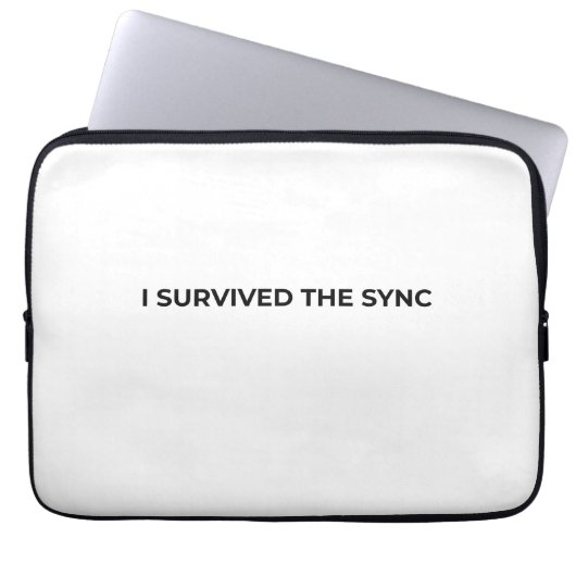 Survived The Sync Minimalist Professional  ラップトップスリーブ (正面)