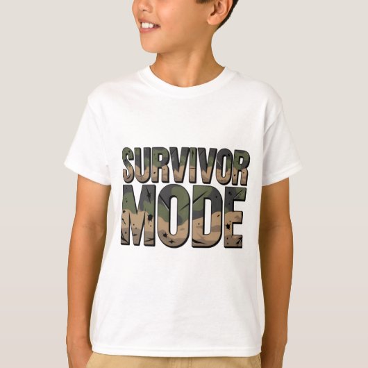 Survivor Mode Kids Camo – Little Warrior Edition Tシャツ (正面)