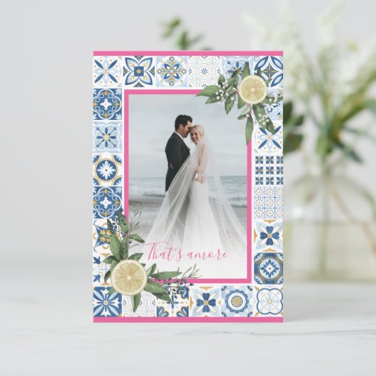 Susanのカスタムフォトカード – それはAmore V2 招待状 (スタンド正面)