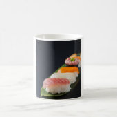 Sushi Art | Shining Nigiri in the Silence コーヒーマグカップ (中央)