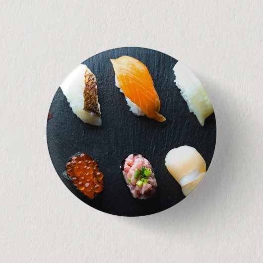 Sushi Beauty on Leaf – SUSHIMI Button Badge 缶バッジ (正面)