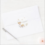 Sushi Birthday Party Invitation with Cute Anime  ラウンドシール<br><div class="desc">Sushi Birthday Party Invitation with Cute Anime Chef Design Celebrate your special day with this charming sushi birthday party invitation featuring a cute anime-style sushi chef. This simple and elegant design includes space to customize the date, time, and location of your party. Perfect for sushi lovers and fans of Japanese...</div>