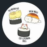 Sushi Cats Funny Sushi Pun ラウンドシール<br><div class="desc">すし猫おもしろいすしプリンには、子猫のタミオ語、ミナギ語、猫リフォルニアという3種類の素晴らしい寿司が転がある。すしおもしろいや猫や駄洒落を愛する家族や友人へのパンプギフト。</div>