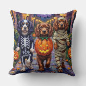 Sussex Spaniel Dogs in Halloween Costumes クッション (正面)
