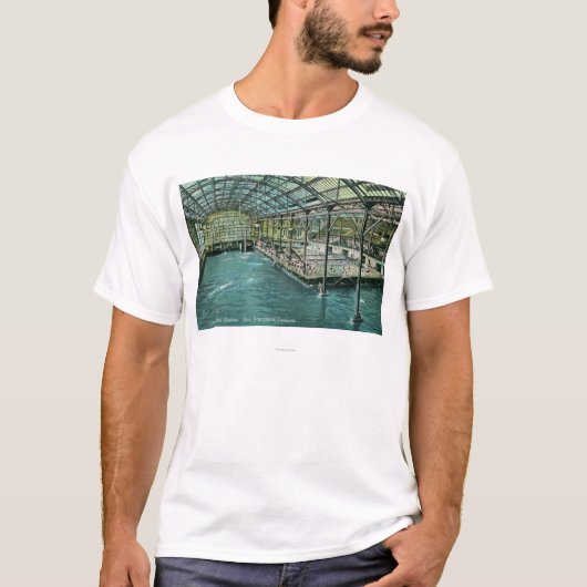 Sutroの屋内浴室の内部の概観 Tシャツ (正面)