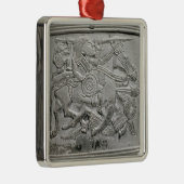 Sutton Hooの宝物からのヘルメットの片、 メタルオーナメント (右)