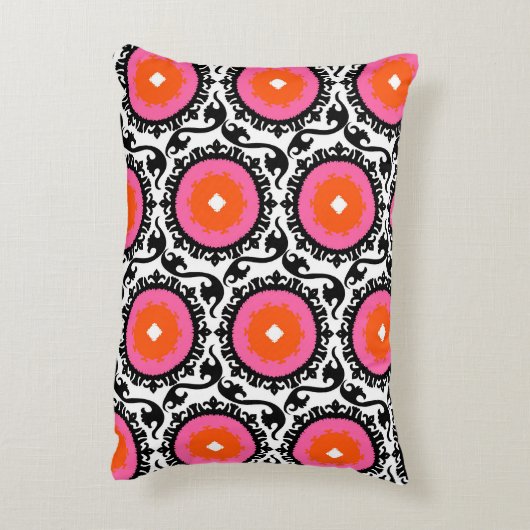 Suzaniピンクのパターン アクセントクッション (裏面(縦))