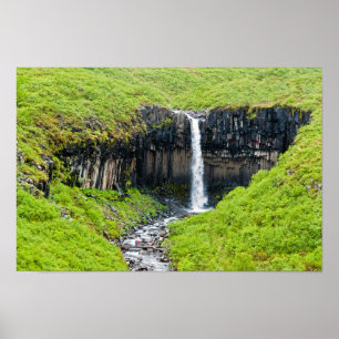 Svartifoss Waterfall in Skaftafell - Iceland ポスター