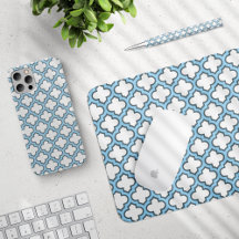 White and Baby Blue Trellis Latticework Quatrefoil