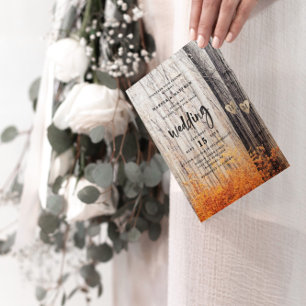 2つの恋人が木を彫った秋フォレ結婚スト 招待状