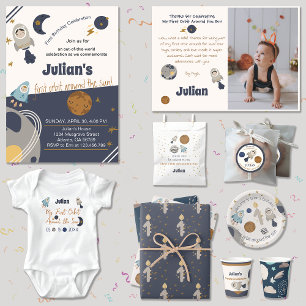 1回目の誕生日 – 太陽ののまわりに最初の軌道 缶バッジ