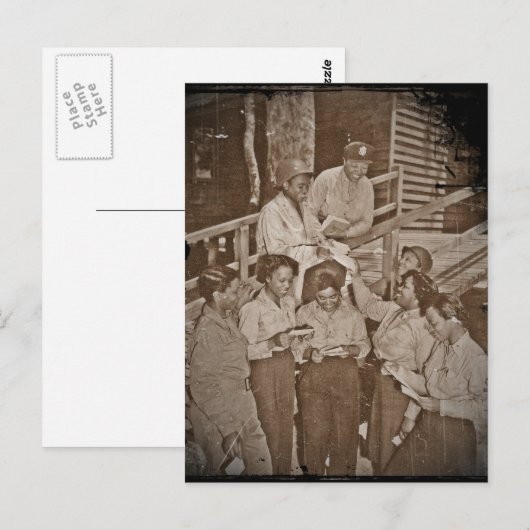 SW PacificのナースGetting Mail ポストカード (正面/裏面)