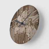 SW PacificのナースGetting Mail ラウンド壁時計 (傾斜)