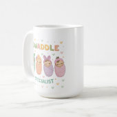 Swaddle Specialist Cute Baby Illustration コーヒーマグカップ (正面左)