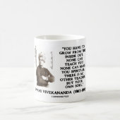 Swami Vivekanandaは完全にから所有します先生を育ちます コーヒーマグカップ (中央)