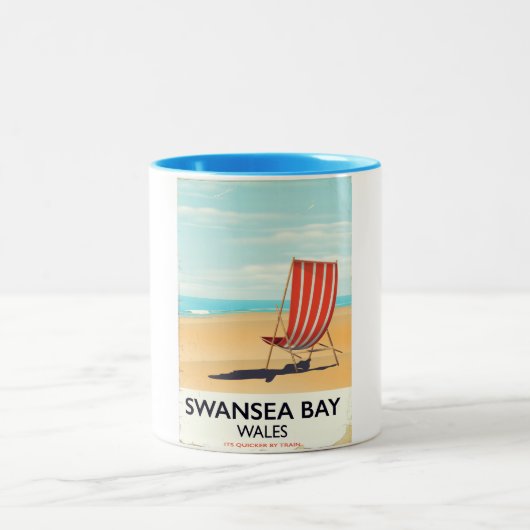 Swansea Bay Wales Seaideポスター ツートーンマグカップ (中央)