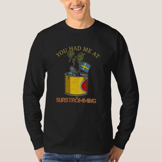 Sweden Swedish fish specialty Surstromming puke fi Tシャツ (正面)