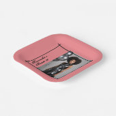 Sweet 16パーティー – 写真と文字、ピンクとブラックの追加 ペーパープレート (傾斜あり)