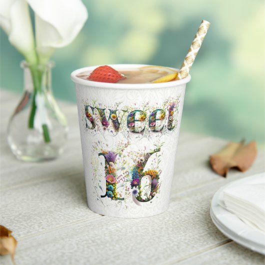 Sweet 16 お誕生日おめでとう 野の花のテキスト 紙コップ (インサイチュ)
