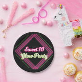 Sweet 16 グロー パーティー プレート (パーティー)