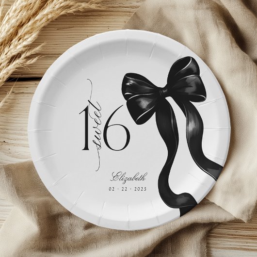 Sweet 16 Black Bow Birthday Paper Plates ペーパープレート