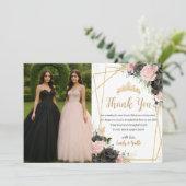 Sweet 16 Quinceanera 黒とピンクの花 ツインズ 写真 サンキューカード (スタンド正面)