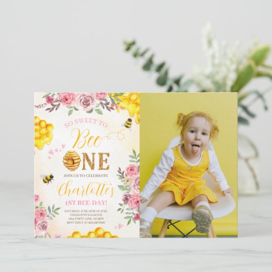 Sweet Bee 1st Birthday Photo 招待状 (スタンド正面)