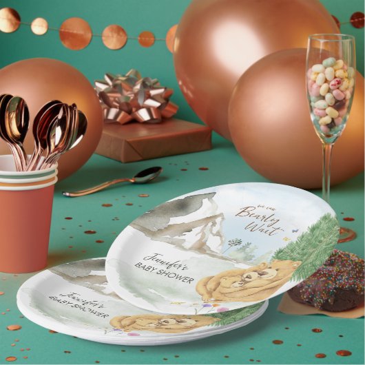 Sweet Beige Mountain Watercolor Bear Hug ペーパープレート (複数)