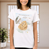 Sweet Beige Mountain Watercolor Bear Hug Tシャツ