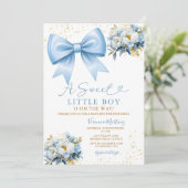 Sweet Boy Blue Bow Coquette Baby Shower Floral 招待状 (スタンド正面)