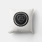 Sweet Dreams Heart Badge Minimalist Monochrome クッション (正面)