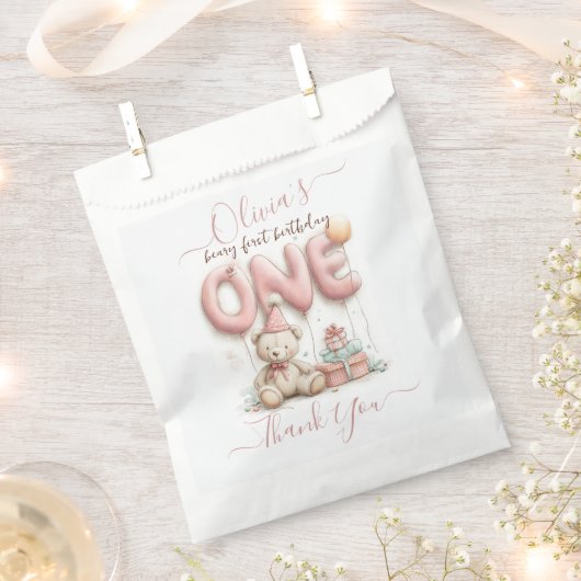 Sweet First Birthday with Teddy Bear  フェイバーバッグ (クリップ留めされた状態)