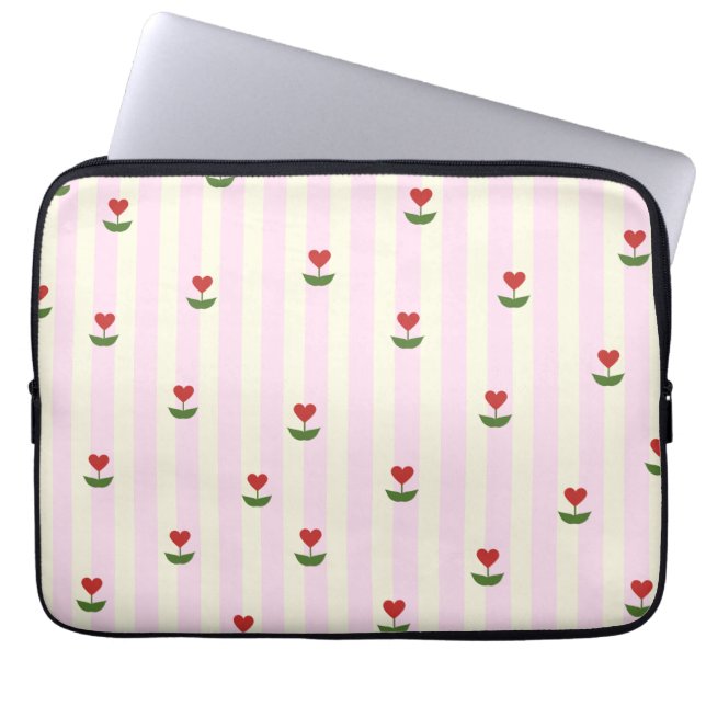 Sweet Heart Flower Pattern – Soft Pink Striped  ラップトップスリーブ (正面)