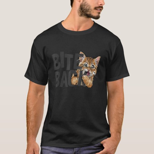Sweet Kitten Funny Bite Back Cat Lover Cat Owner C Tシャツ (正面)