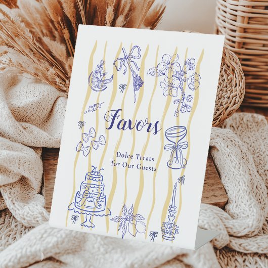 Sweet La Dolce Vita Italian Bridal Shower Favors  台座サイン