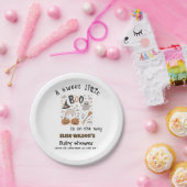 Sweet Little Halloween boo is on the way ペーパープレート (パーティー)
