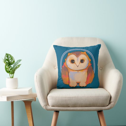 Sweet little owl.  クッション (椅子)