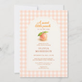 Sweet Little Peach Gingham Baby Shower 招待状 (正面)
