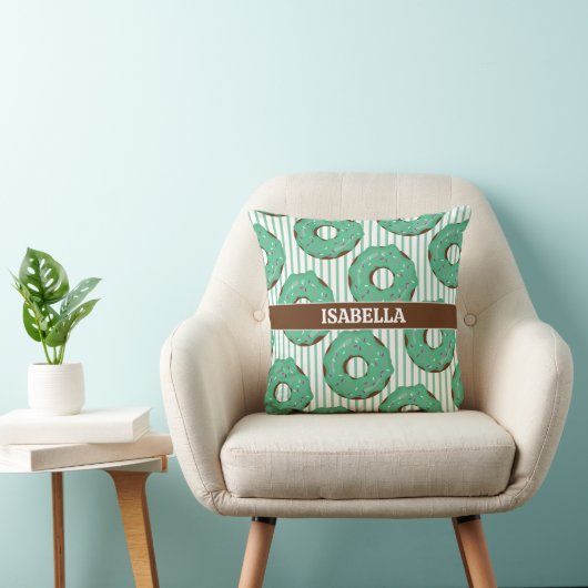 Sweet Minty Green Donut Throw Pillow クッション (椅子)