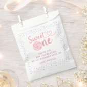 「SWEET ONE」 1歳の誕生日のお祝いバッグ フェイバーバッグ (クリップ留めされた状態)