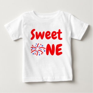 Sweet One Firework 1st Birthday ベビーTシャツ