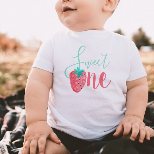 Sweet one strawberry kids ベビーTシャツ