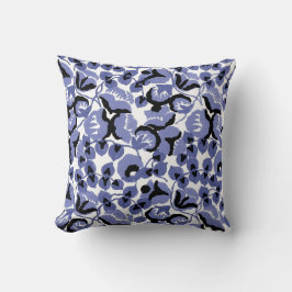 Sweet Pea (Periwinkle) Fine Art クッション