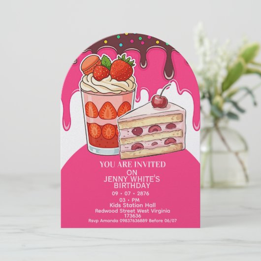 Sweet Pink Strawberry  Cake Themed kids 招待状 (スタンド正面)
