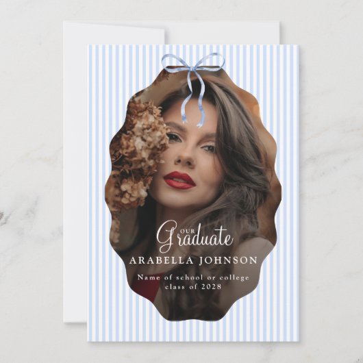 Sweet Pinstriped Blue Bow Photo Graduation 案内状 (正面)