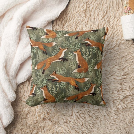 Sweet Playful Foxes in Rust Brown on Olive Green クッション (ブランケット)