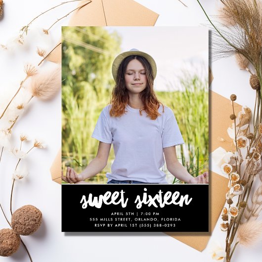 Sweet sixteenの誕生日パーティー 招待状