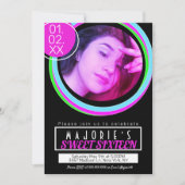 Sweet sixteenオンパーティークラブスタイルグロー 招待状 (正面)